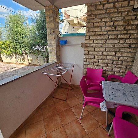 Apartment Nikica Trogir Luaran gambar