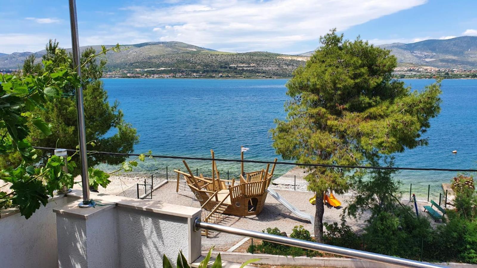 Apartment Nikica Trogir Luaran gambar