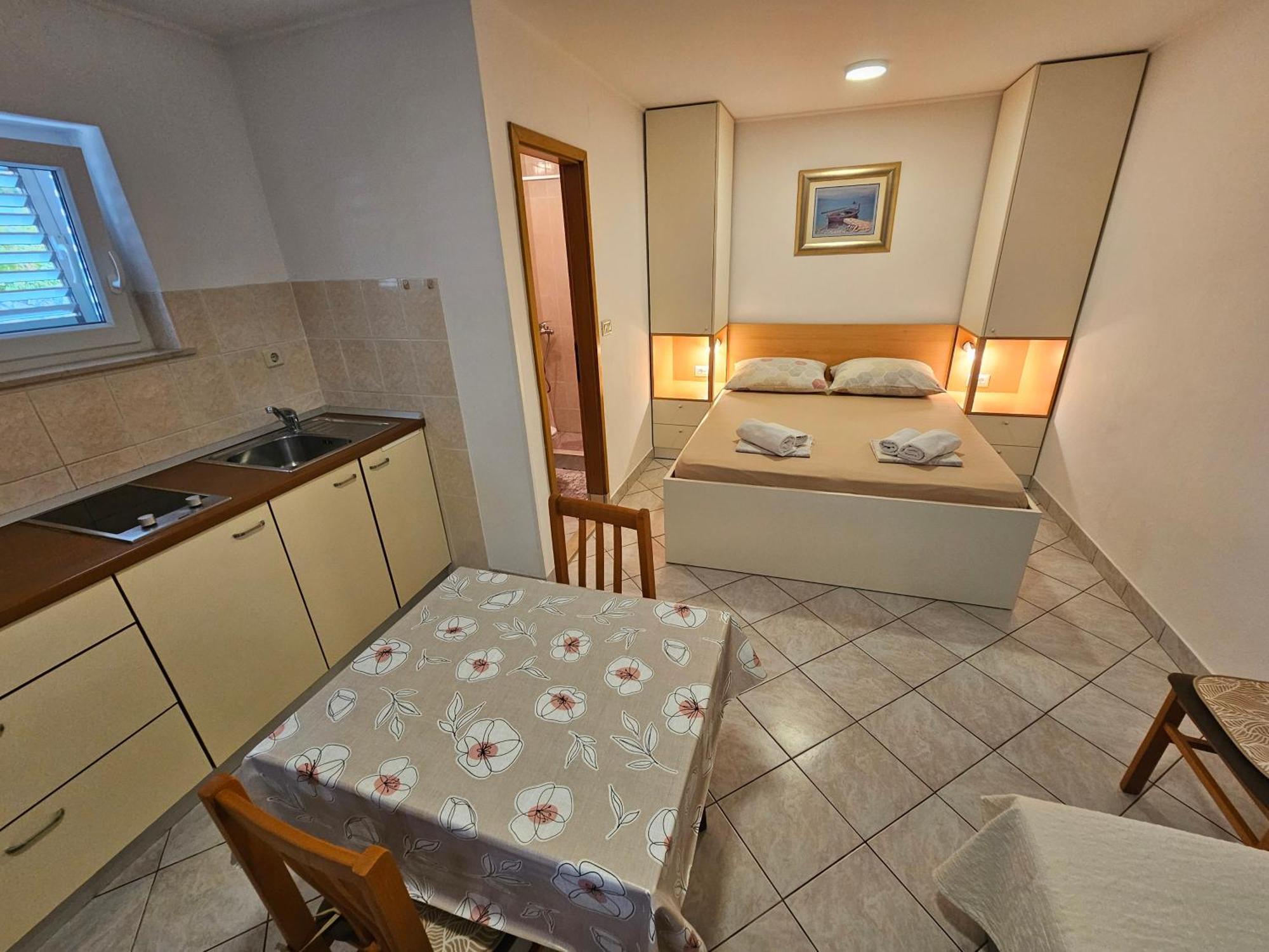 Apartment Nikica Trogir Bilik gambar