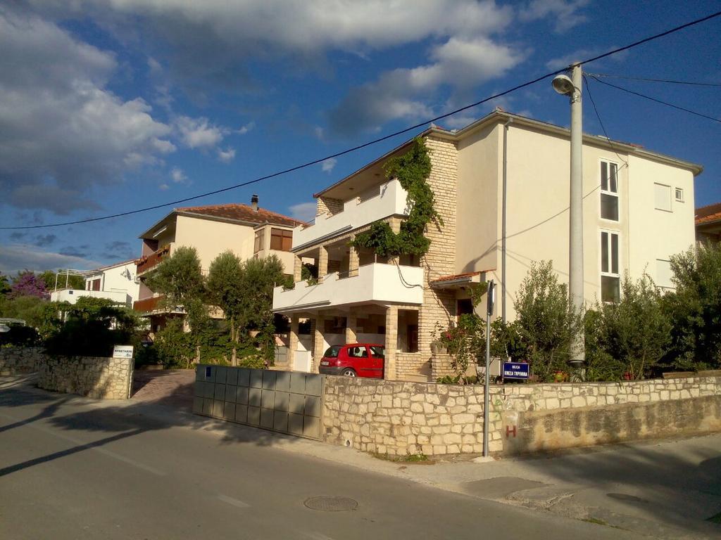 Apartment Nikica Trogir Luaran gambar